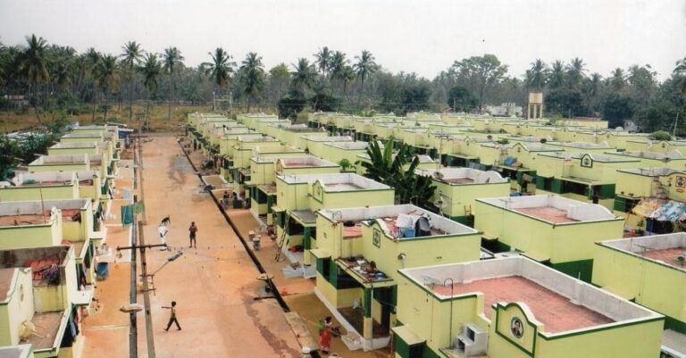 <strong>This Renewable Village of India runs on Solar, Wind & sells extra Electricity to Government for ₹19 Lakhs / Year</strong>