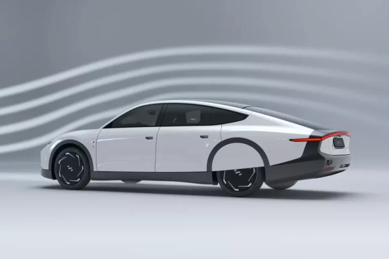 <strong>World’s First Car that Charges While Driving using Solar – Lightyear 0 – All you need to Know</strong>