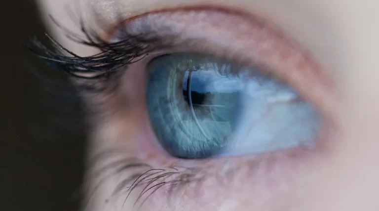 <strong>Neuralink Co-Founder creates Cyborg Prosthetic Eye to Cure Blindness</strong>