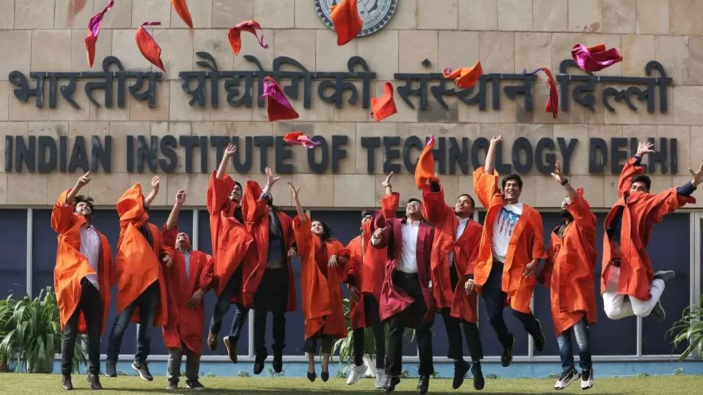 IIT-Delhi Campus and Students