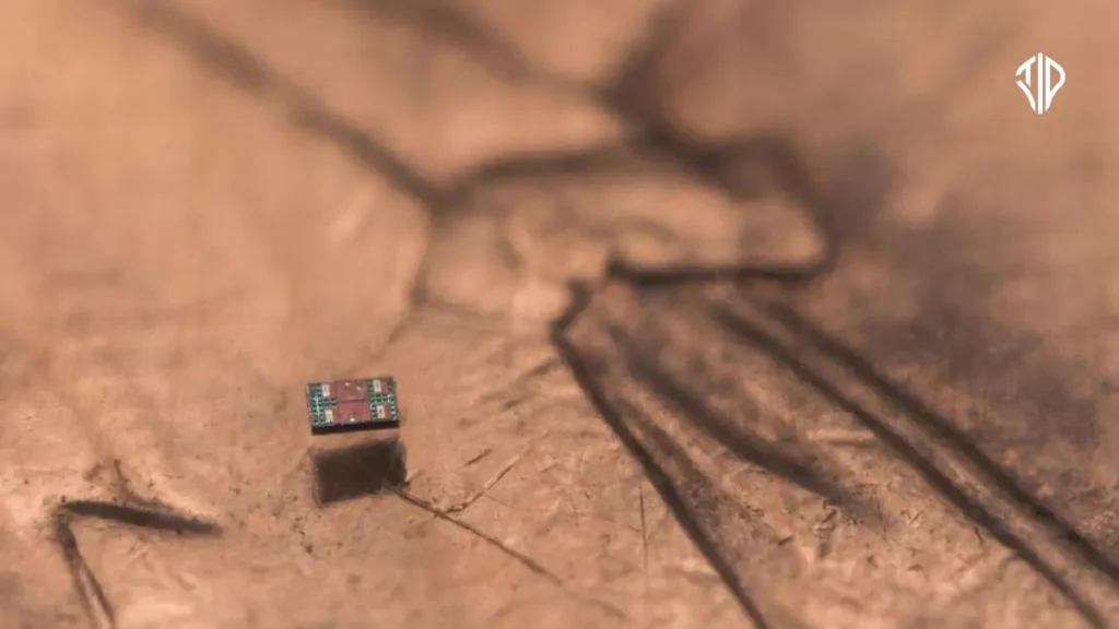 World's Tiniest Robot ever